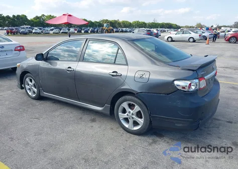 2013 Toyota Corolla S z USA, uszkodzony, nr VIN 5YFBU4EE0DP171691